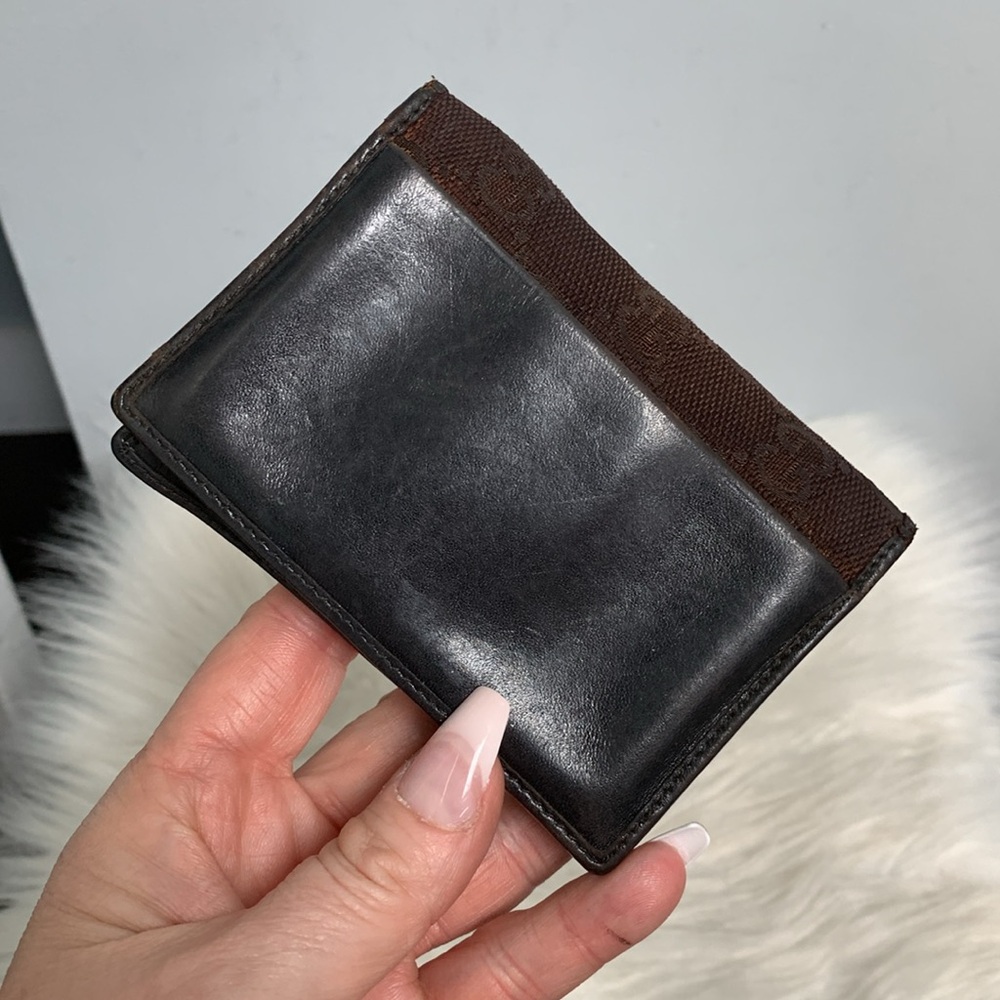 Authentic Gucci small lightweight flexible card holder - Picture 5 of 17